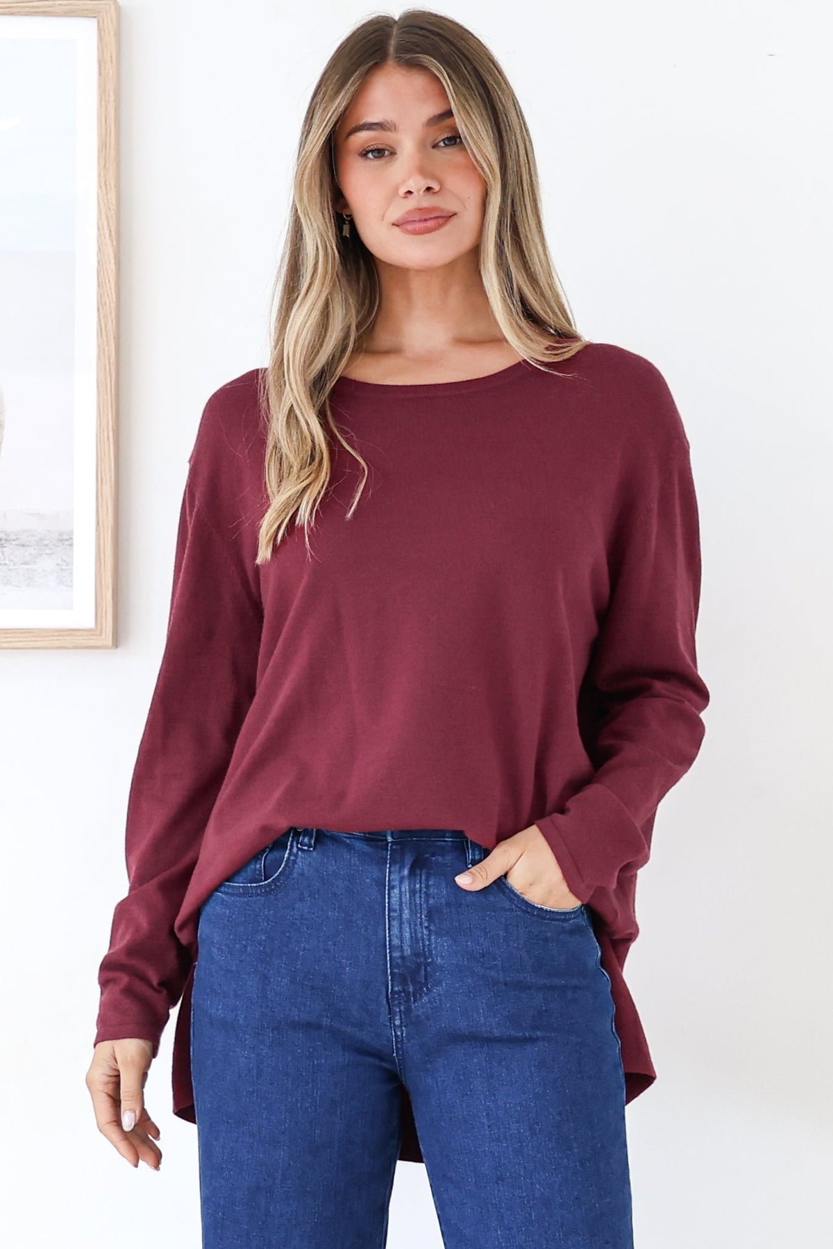 Rylee Jumper - Crew Neck Long Sleeve Pullover with Side Splits in Wine